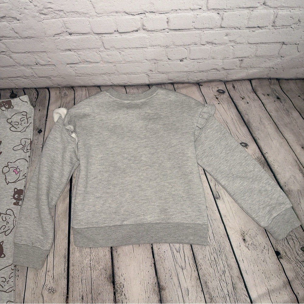 Girl Sweatshirts and Pants - Picture 5 of 9